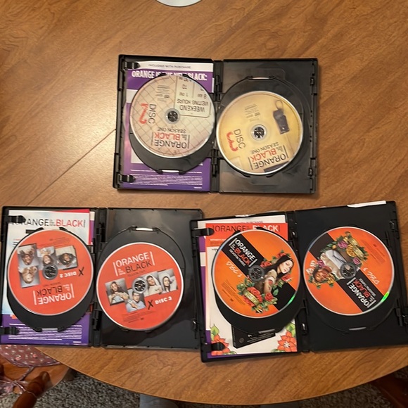 Orange Is The New Black DVD Set - Picture 5 of 7